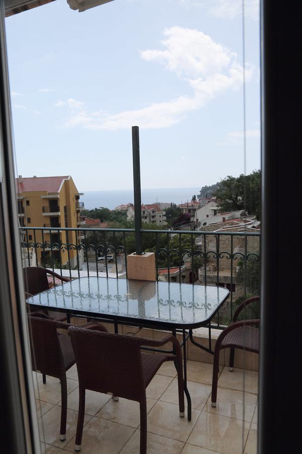 Petrovac Apartmani Irena מראה חיצוני תמונה